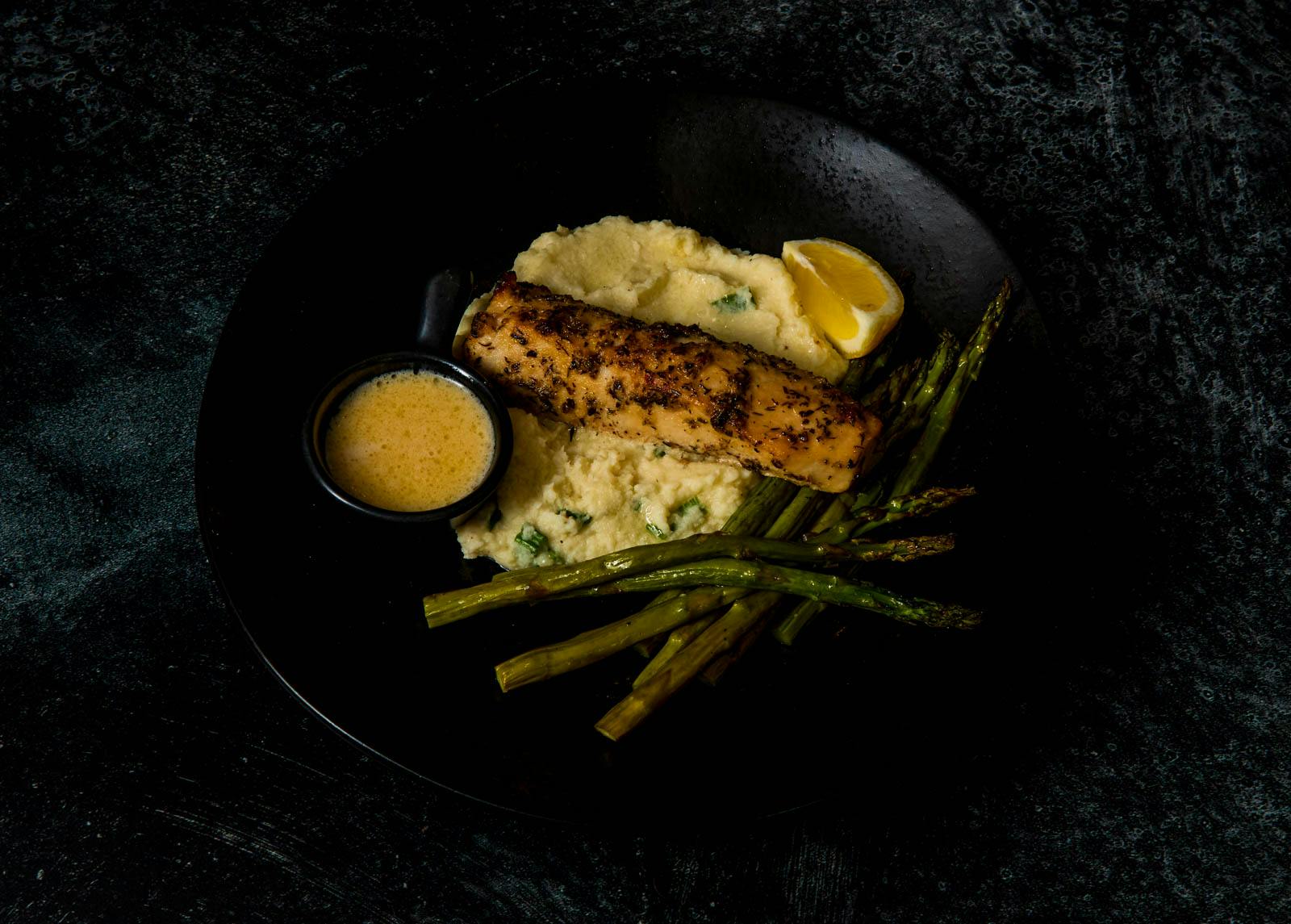 Baked Mahi Mahi with Creamy Lemon Sauce